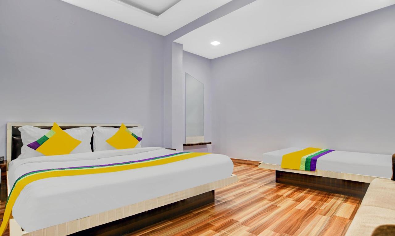 Itsy By Treebo - Utsav Inn Indore Bagian luar foto