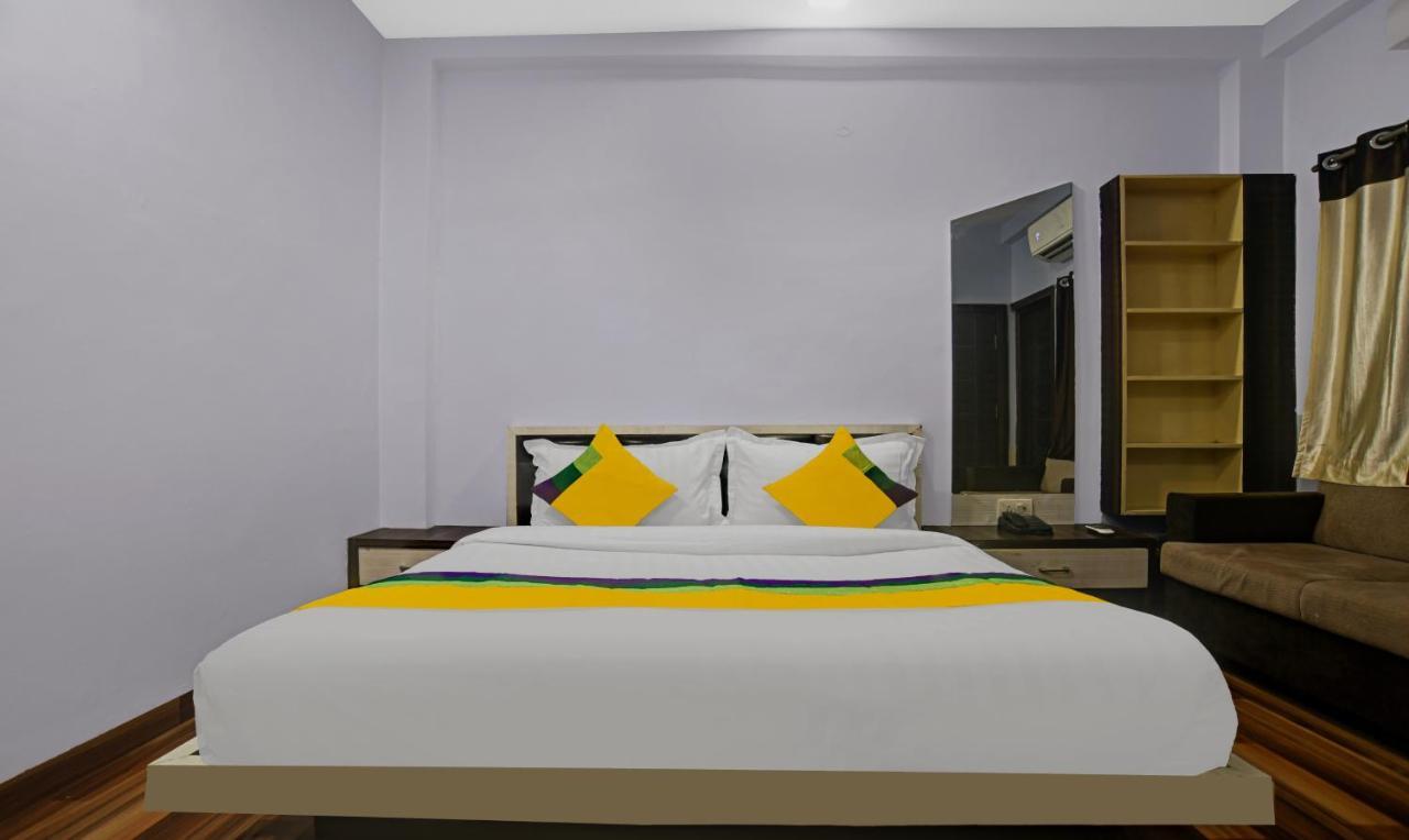 Itsy By Treebo - Utsav Inn Indore Bagian luar foto