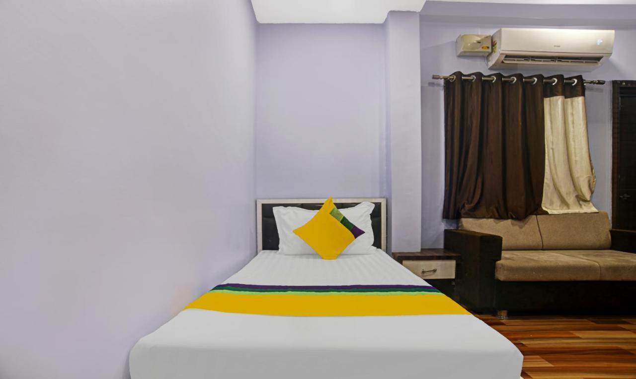 Itsy By Treebo - Utsav Inn Indore Bagian luar foto